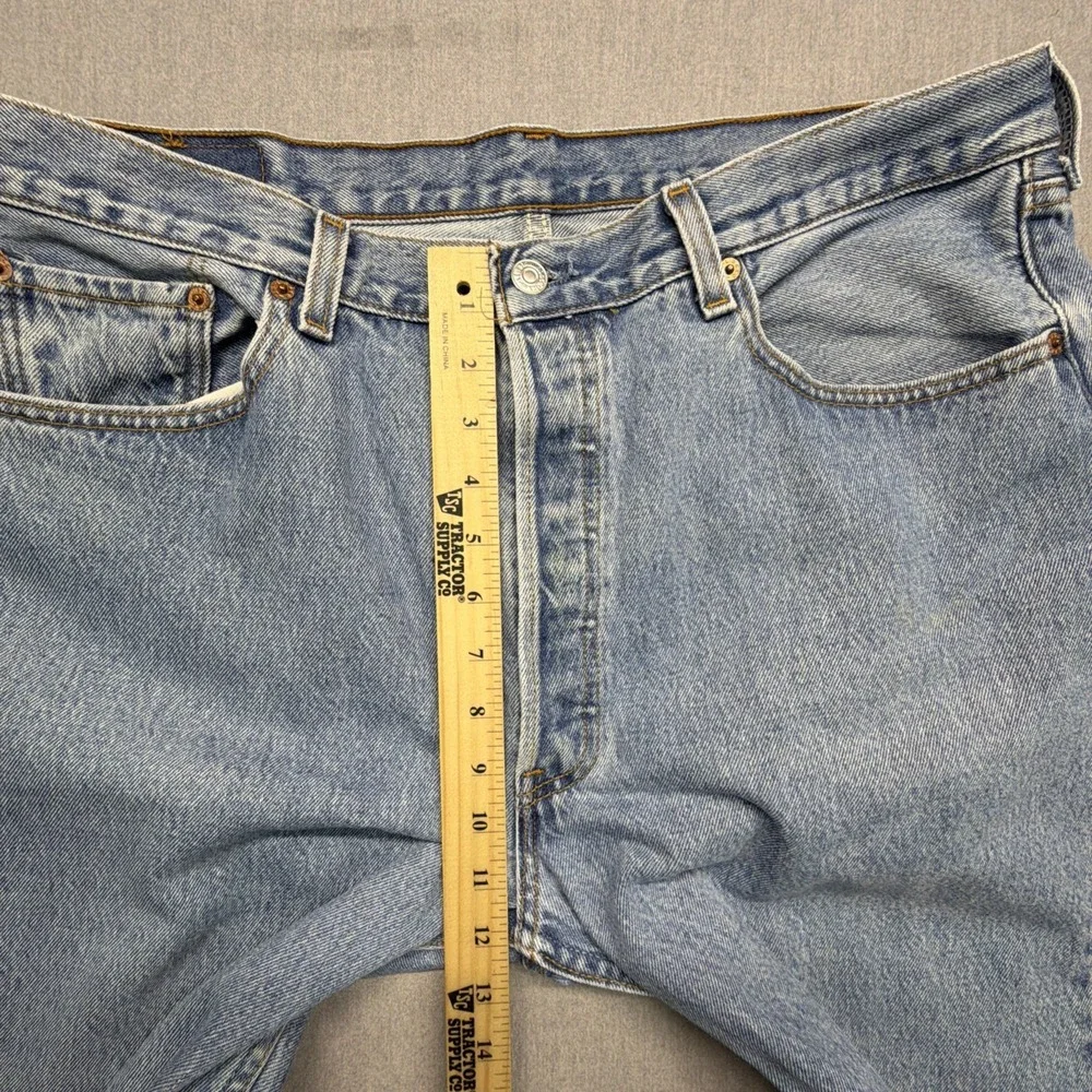 VTG Levis‎ 501 Jeans Made In USA Button Fly Mens 38x34 (Fits 36x32)
